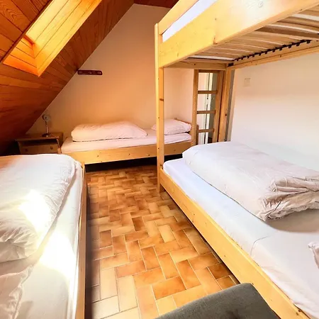 6 Couchages A Proximite Du Plan D'eau *